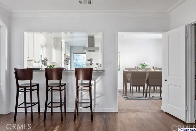 1506 Cheviotdale Drive, Pasadena, California 91105