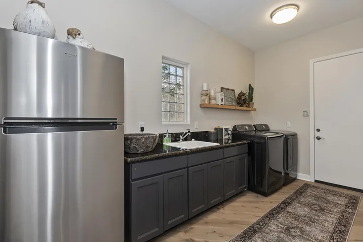 023_Laundry Room