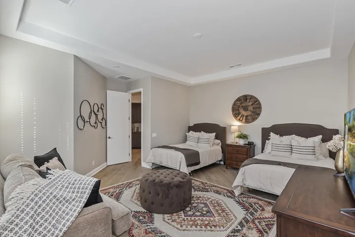 030_Bedroom