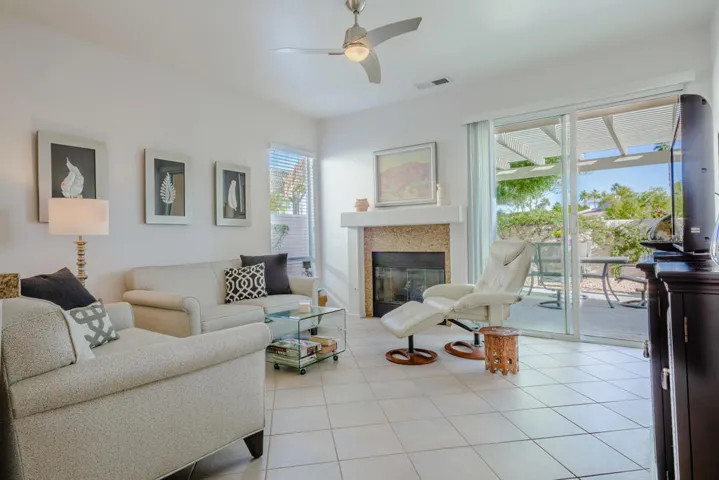 3010 Redwood Dr-7