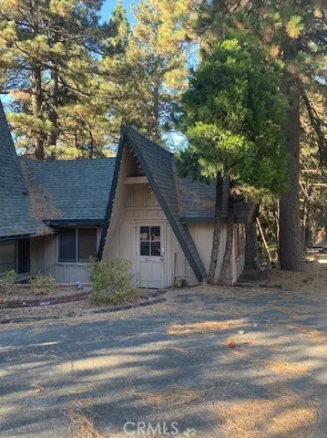728 Grass Valley Road, Twin Peaks, California 92391