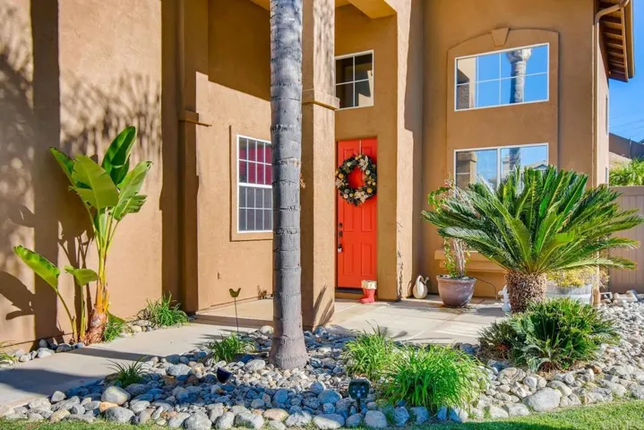 13615 Braeswood Terrace, El Cajon, California 92021