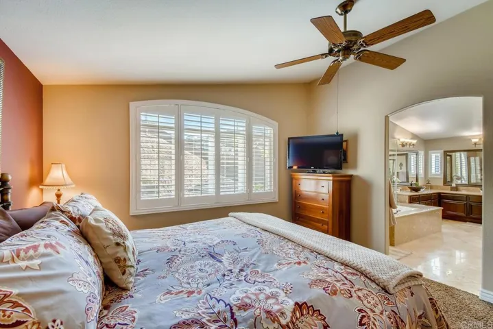 13615 Braeswood Terrace, El Cajon, California 92021