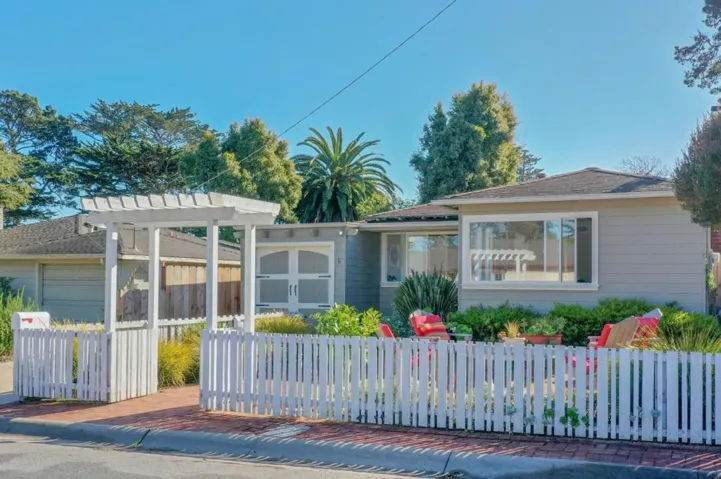 743 Bayview Avenue, Pacific Grove, California 93950
