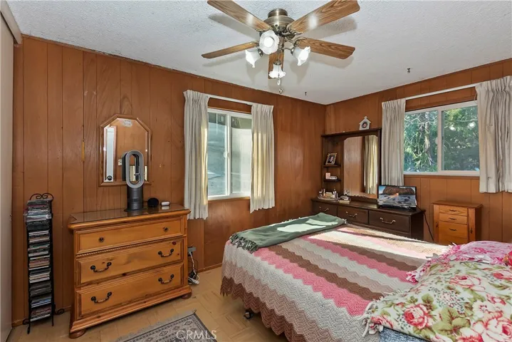 110 Weisshorn Drive, Crestline, California 92325