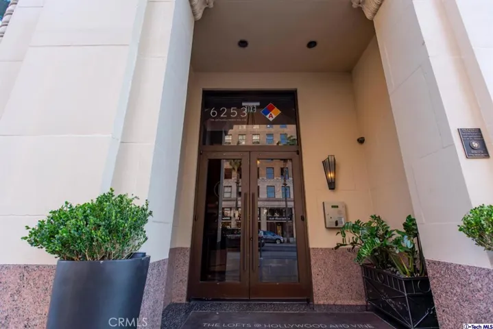 6253 Hollywood Boulevard 801, East Los Angeles, California 90028