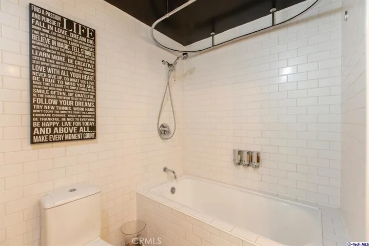 6253 Hollywood Boulevard 801, East Los Angeles, California 90028