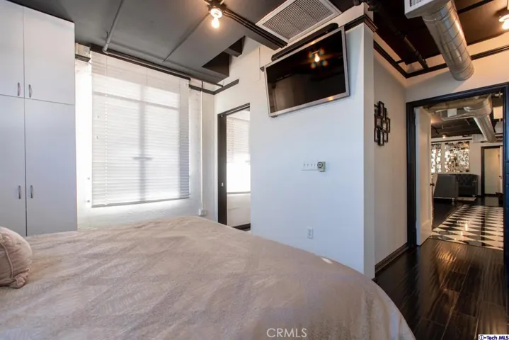 6253 Hollywood Boulevard 801, East Los Angeles, California 90028