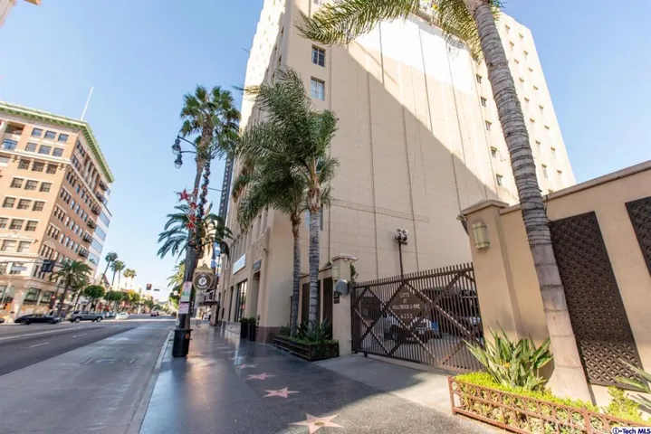 6253 Hollywood Boulevard 801, East Los Angeles, California 90028