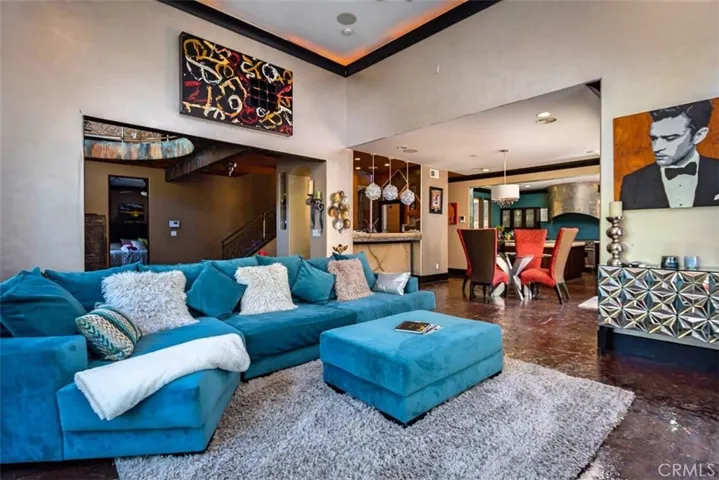 921 Isabella Way, San Luis Obispo, California 93405