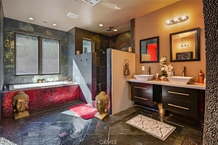 921 Isabella Way, San Luis Obispo, California 93405