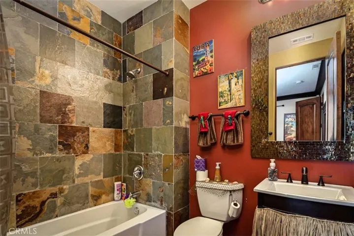 921 Isabella Way, San Luis Obispo, California 93405