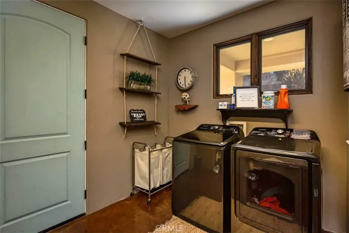 921 Isabella Way, San Luis Obispo, California 93405