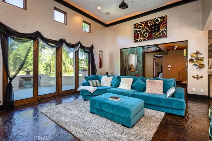 921 Isabella Way, San Luis Obispo, California 93405