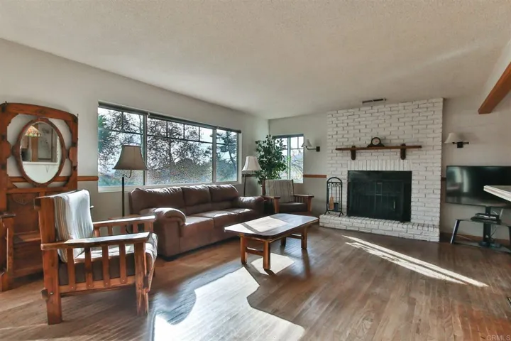 12110 Merrill Pl, Lakeside, California 92040