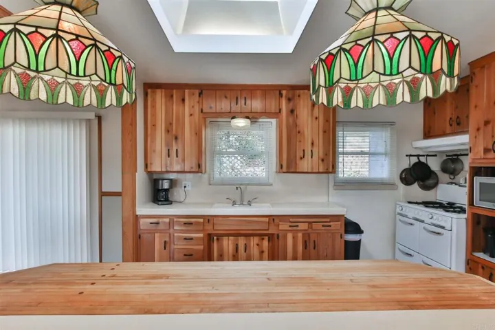 12110 Merrill Pl, Lakeside, California 92040