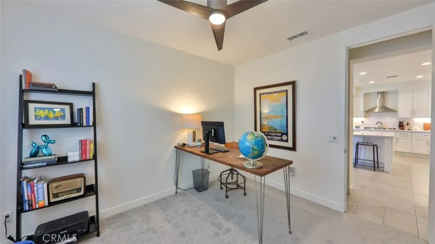 3rd bedroom/study. Twin pull out and walk in closet.