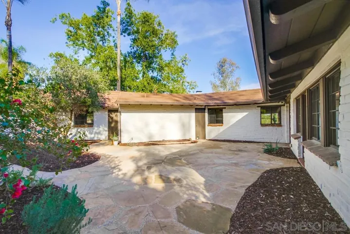 2640 Loma Vista Dr, Escondido, California 92025