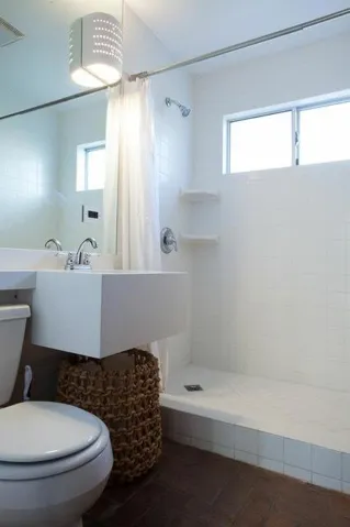 Flat_3_bath
