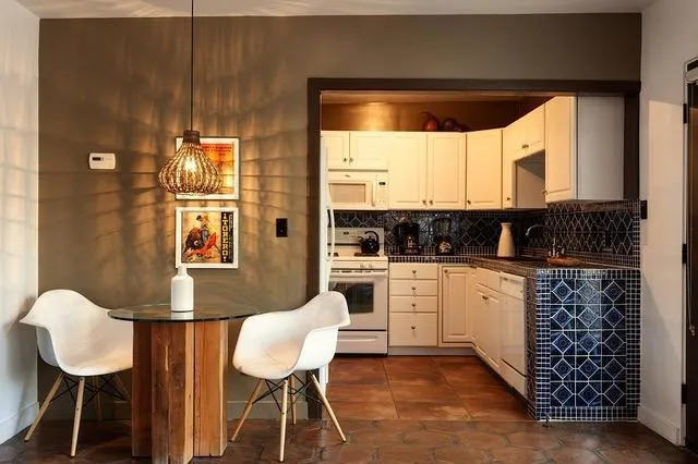 Flat_3_dining&kitchen