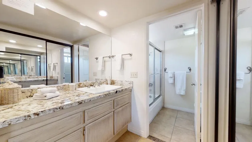 2345-Cherokee-Way-129-Palm-Springs-01142