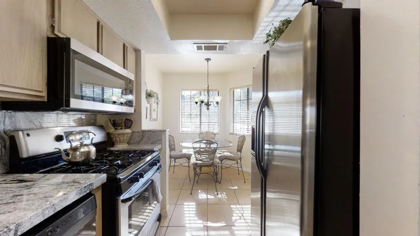 2345-Cherokee-Way-129-Palm-Springs-01142