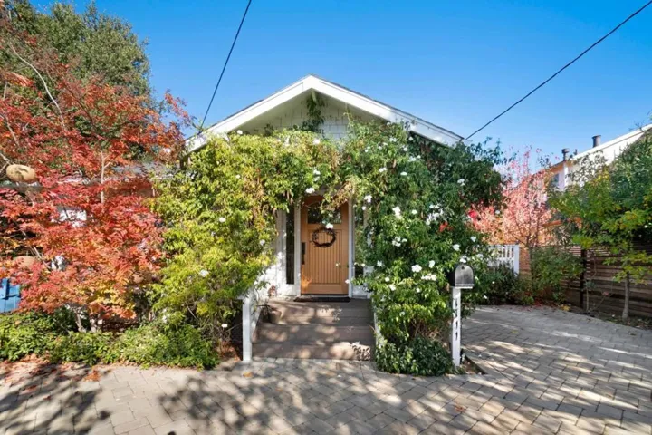 1111 Alma Street, Palo Alto, California 94301