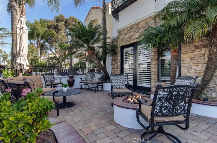 324 6th Street, Huntington Beach, California 92648