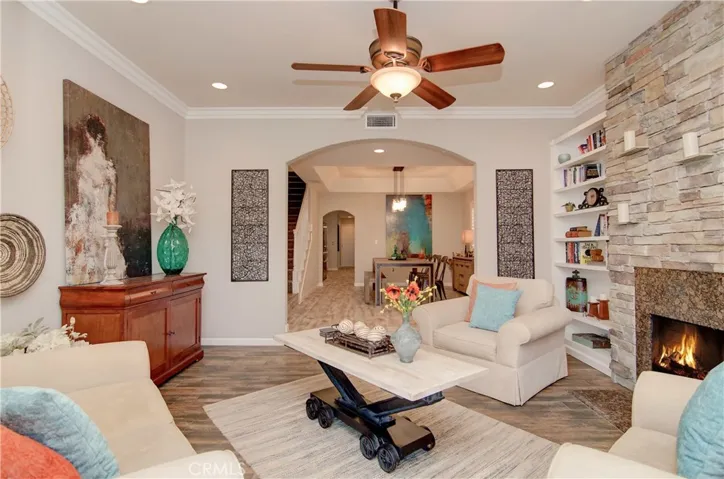 324 6th Street, Huntington Beach, California 92648