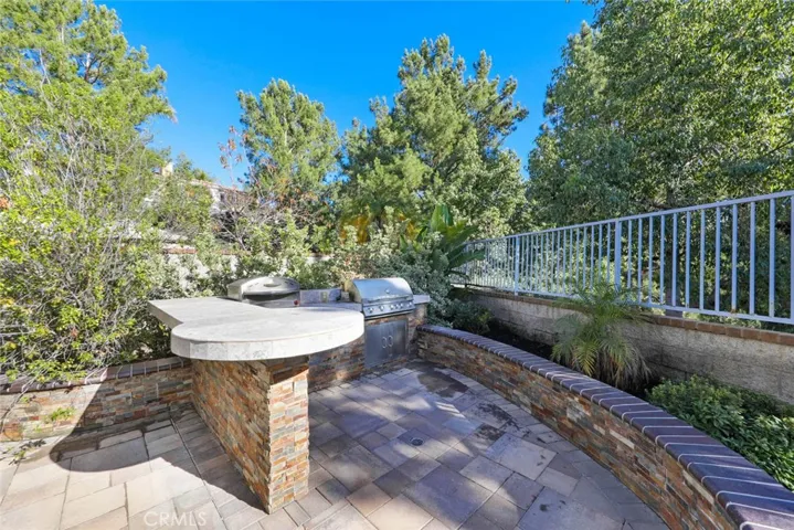 22645 Hazeltine, Mission Viejo, California 92692