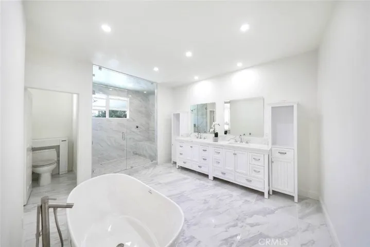 22645 Hazeltine, Mission Viejo, California 92692