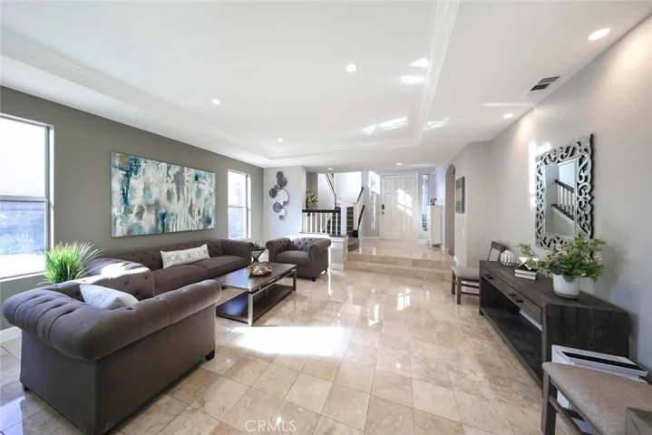 22645 Hazeltine, Mission Viejo, California 92692