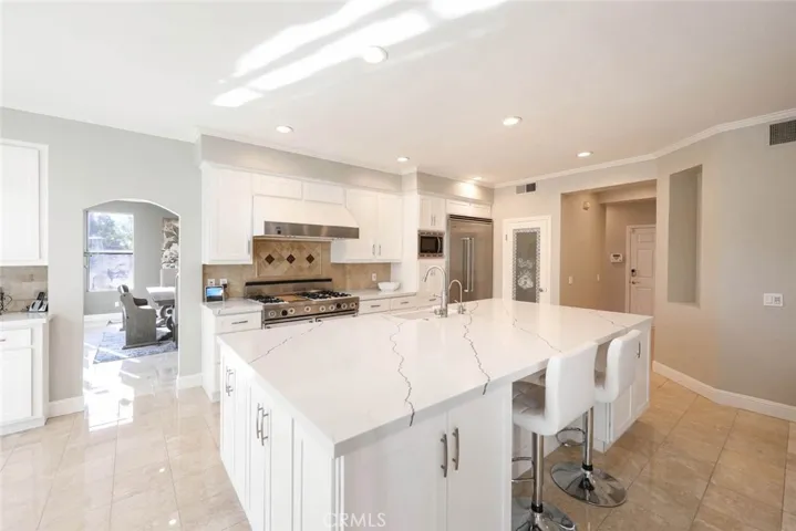 22645 Hazeltine, Mission Viejo, California 92692