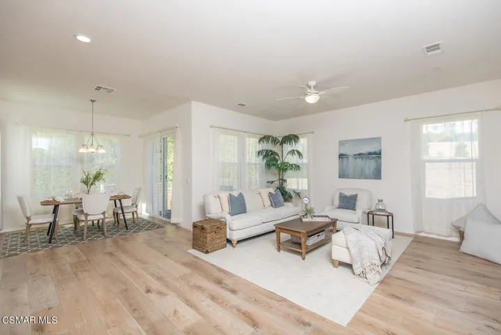 12791 Lone Trail Ct Moorpark-large-007-0