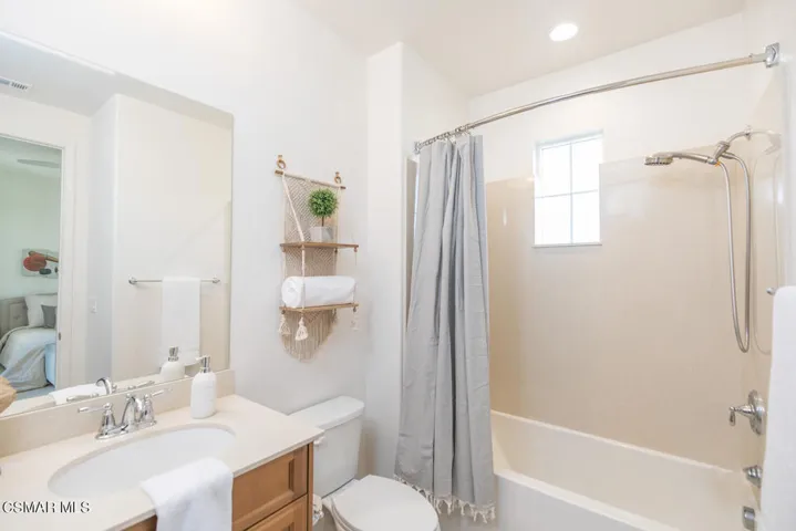 12791 Lone Trail Ct Moorpark-large-020-0