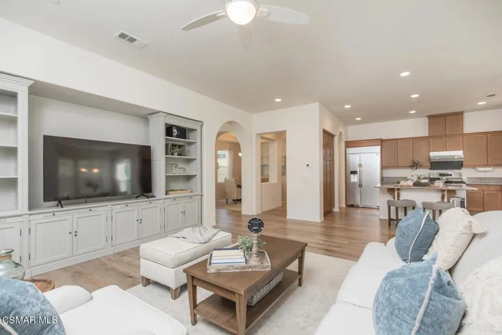 12791 Lone Trail Ct Moorpark-large-008-0
