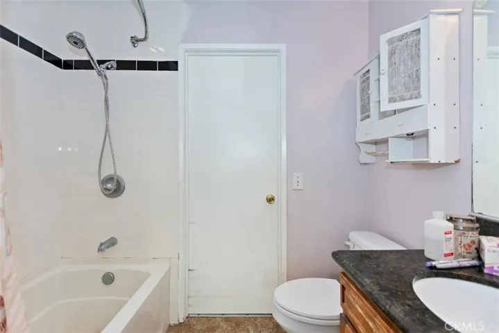 1109 W Francis Street H, Ontario, California 91762
