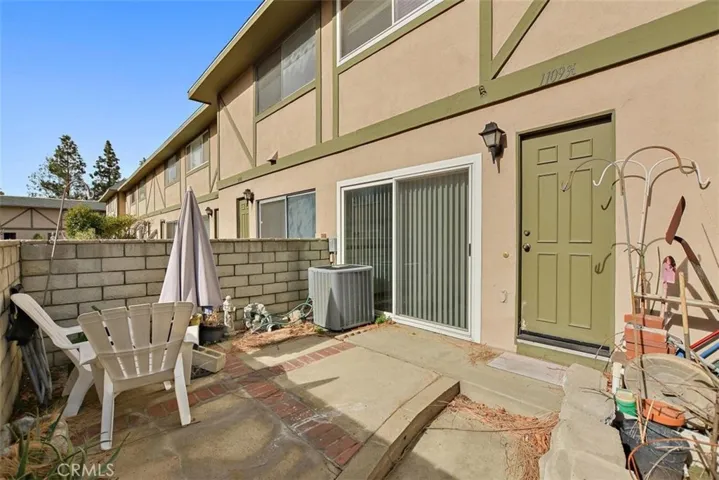 1109 W Francis Street H, Ontario, California 91762