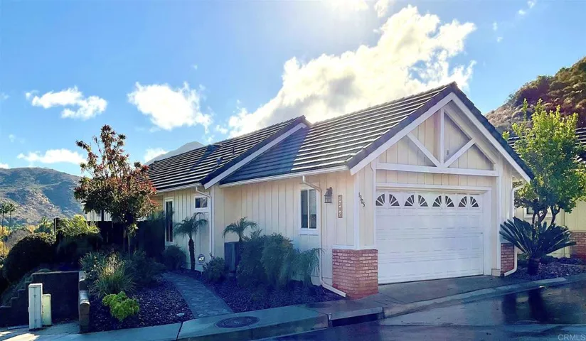 1305 Saltbush Lane, El Cajon, California 92019