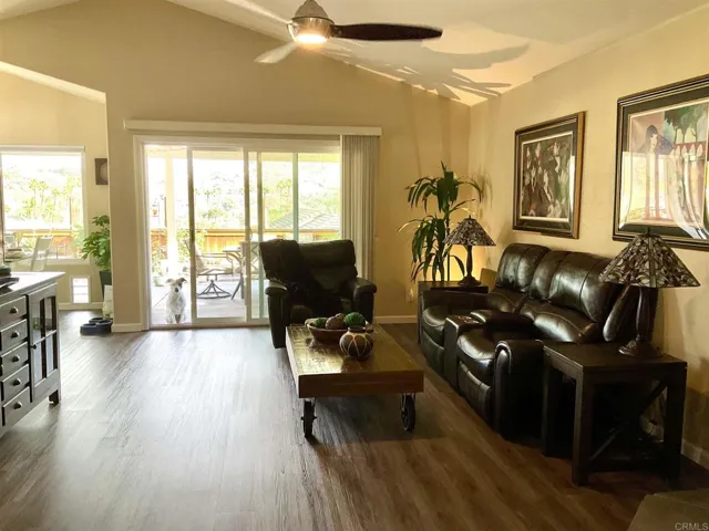 1305 Saltbush Lane, El Cajon, California 92019