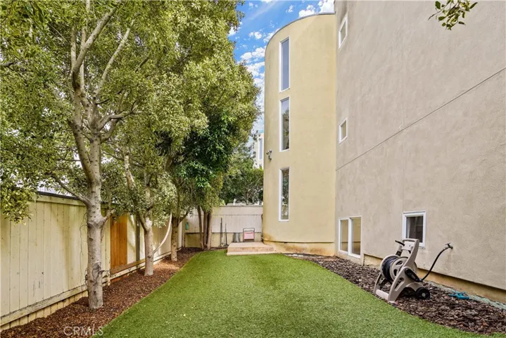Easy to maintain with artificial turf