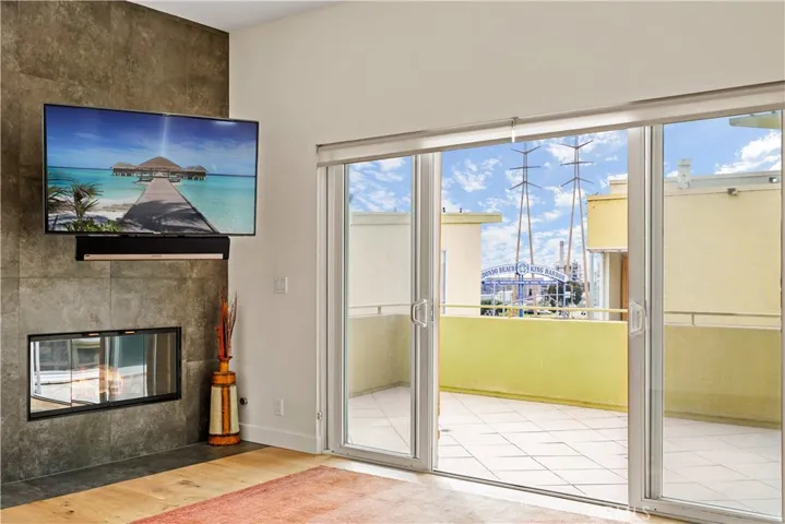 313 Anita Street B, Redondo Beach, California 90278