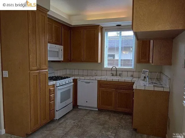 1301 King St, Santa Rosa, California 95404