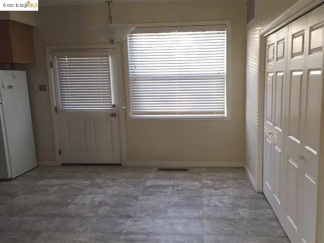 1301 King St, Santa Rosa, California 95404