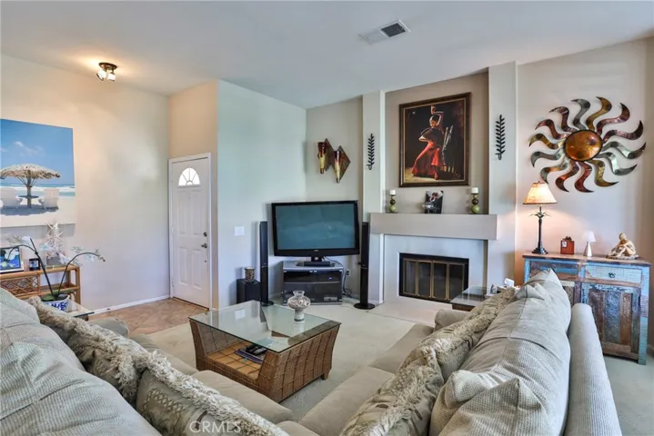42323 Sari Court, Palm Desert, California 92211