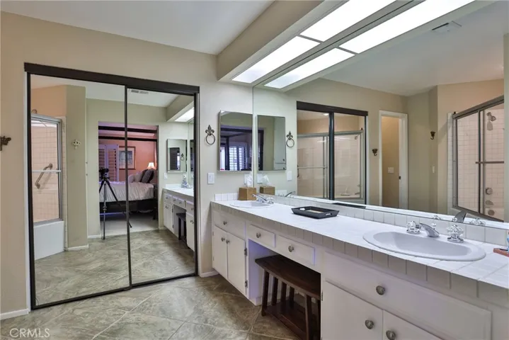 42323 Sari Court, Palm Desert, California 92211