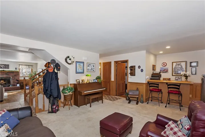 360 Annandale Drive, Lake Arrowhead, California 92352