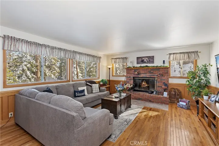 360 Annandale Drive, Lake Arrowhead, California 92352