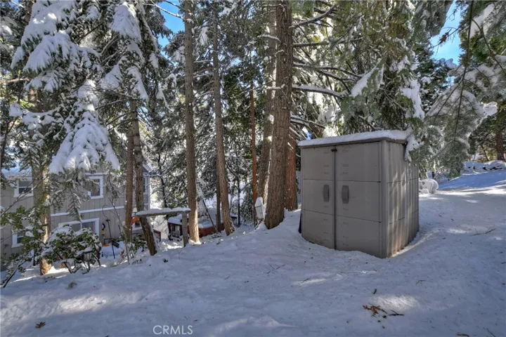 360 Annandale Drive, Lake Arrowhead, California 92352