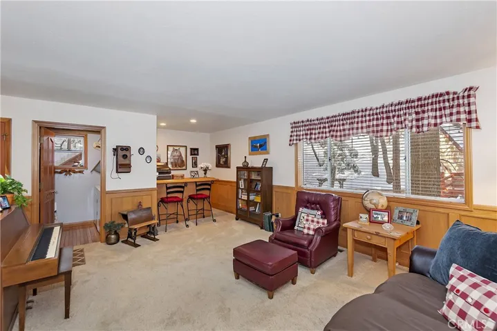 360 Annandale Drive, Lake Arrowhead, California 92352